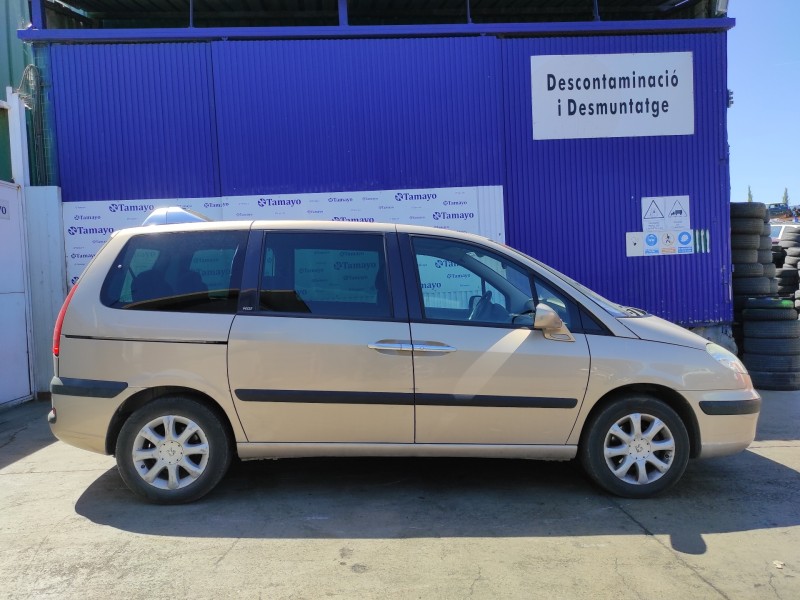 peugeot 807 del año 2003