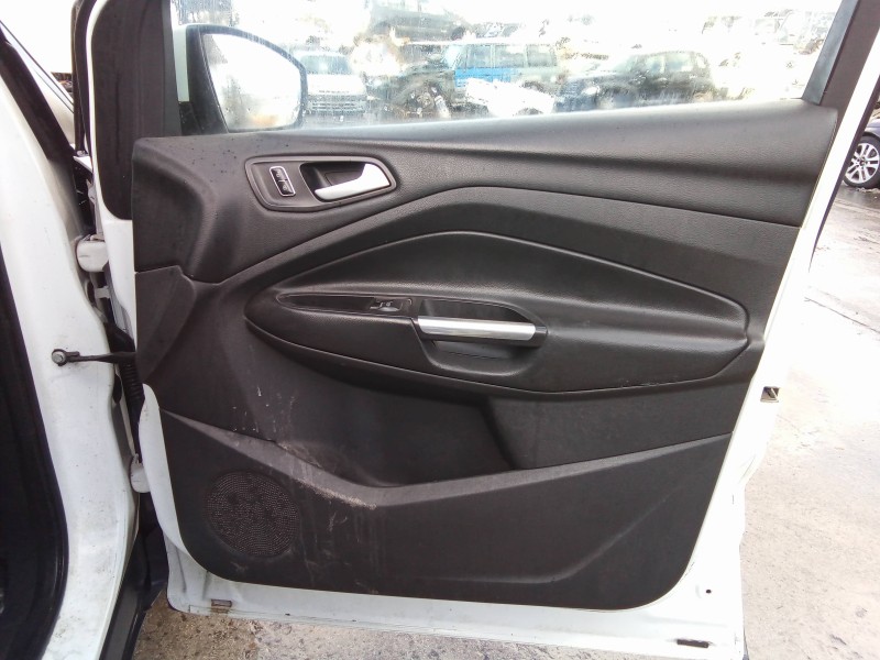 ford kuga (cbs) del año 2015