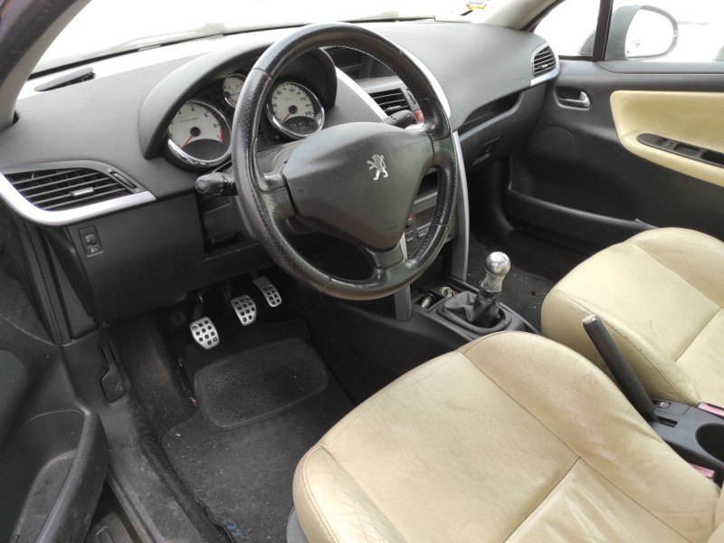 peugeot 207 cc del año 2007