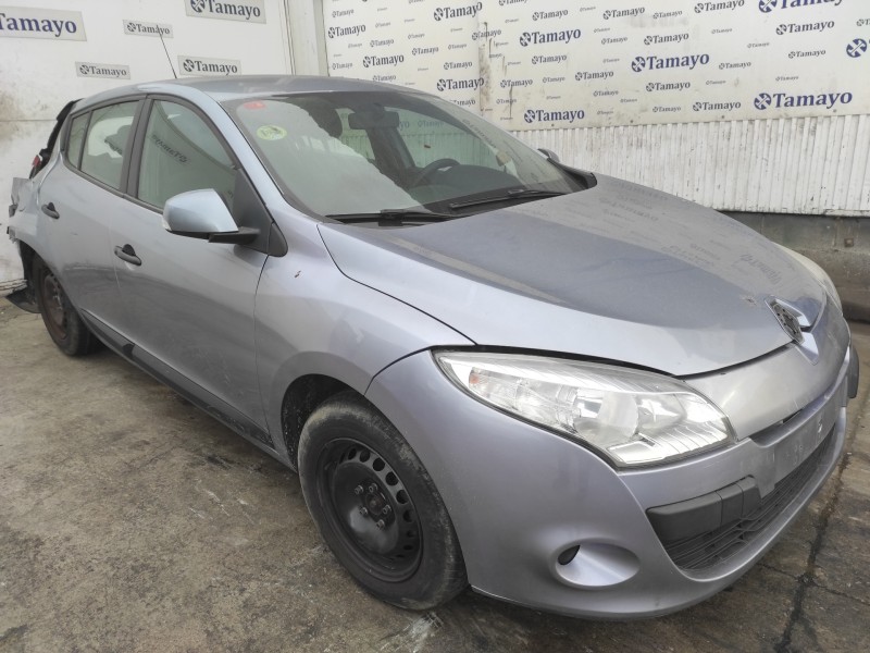 renault megane iii berlina 5 p del año 2010
