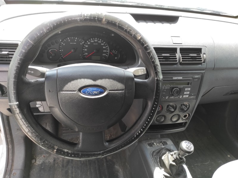 ford transit connect (tc7) del año 2008
