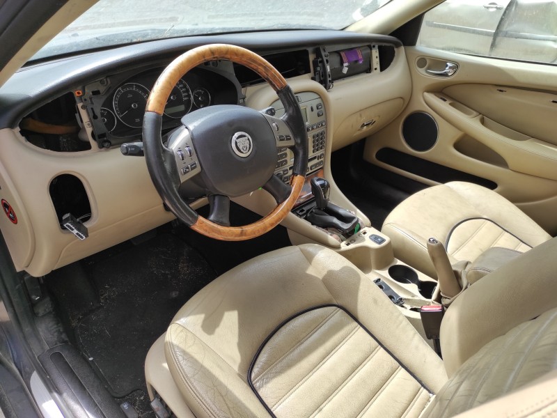 jaguar x-type del año 2008