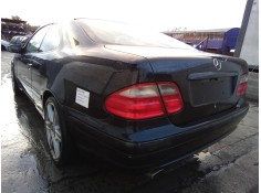mercedes-benz clase clk (w208) coupe del año 2001 2