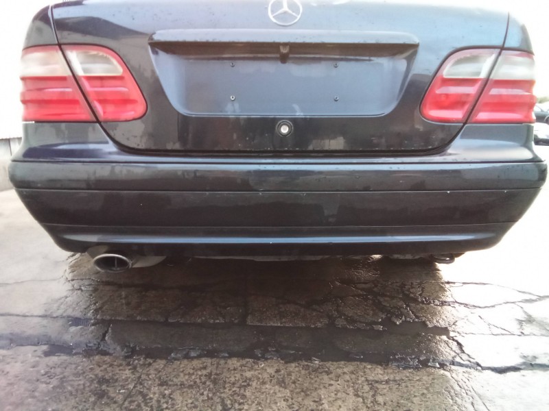 mercedes-benz clase clk (w208) coupe del año 2001