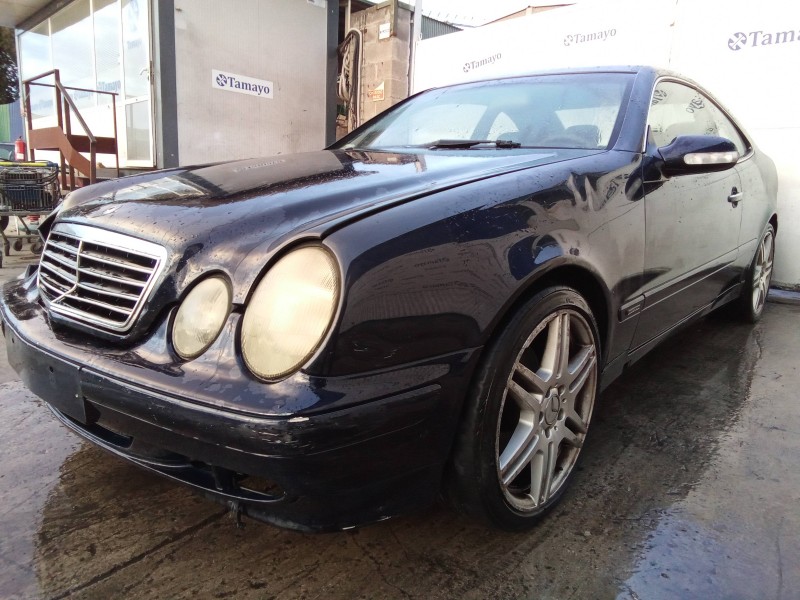 mercedes-benz clase clk (w208) coupe del año 2001