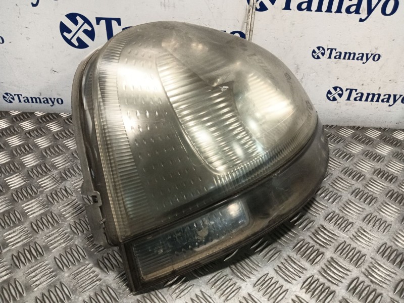 Recambio de faro derecho para nissan interstar furgoneta (x70) dci 115 referencia OEM IAM 8200163518  