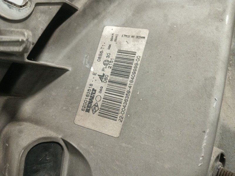 Recambio de faro derecho para nissan interstar furgoneta (x70) dci 115 referencia OEM IAM 8200163518  