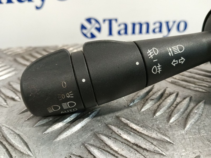 Recambio de mando intermitentes para renault clio iv 1.5 dci diesel fap energy referencia OEM IAM E10670323  