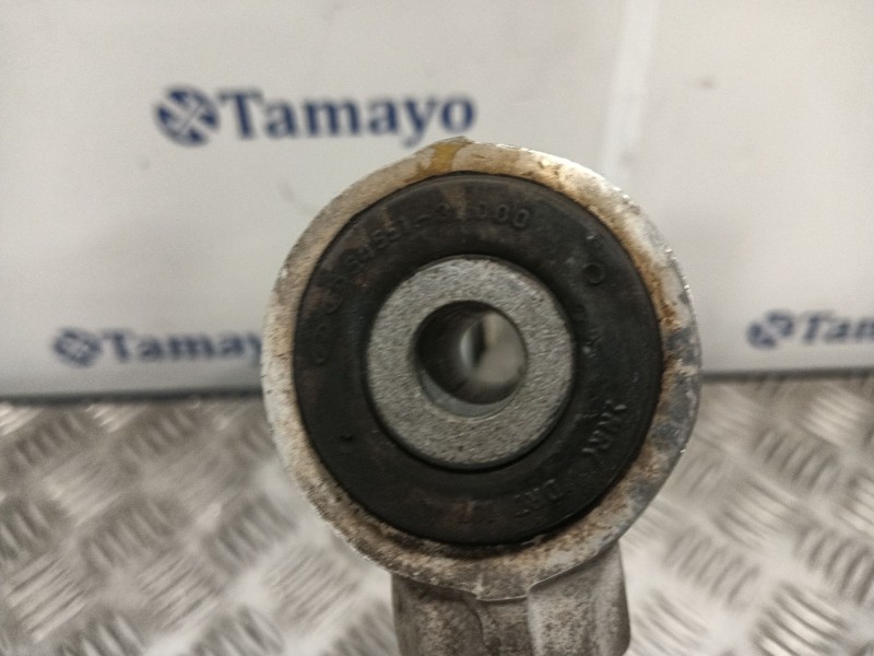 Recambio de brazo suspension inferior delantero izquierdo para hyundai i40 referencia OEM IAM A6082M  