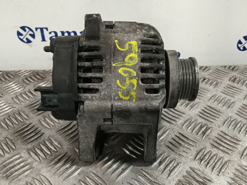 Recambio de alternador para renault clio ii fase ii (b/cb0) referencia OEM IAM 8200100907 2542664D 
