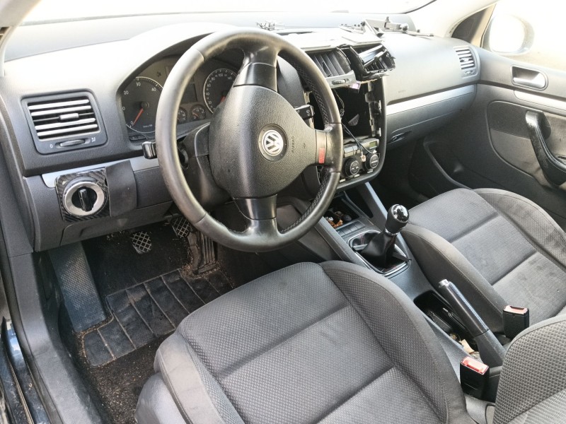 volkswagen golf v (1k1) del año 2006