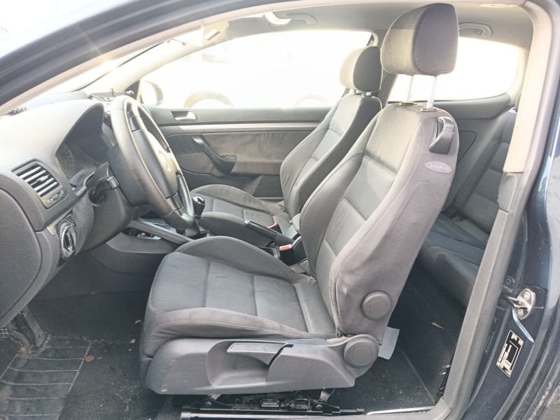 volkswagen golf v (1k1) del año 2006