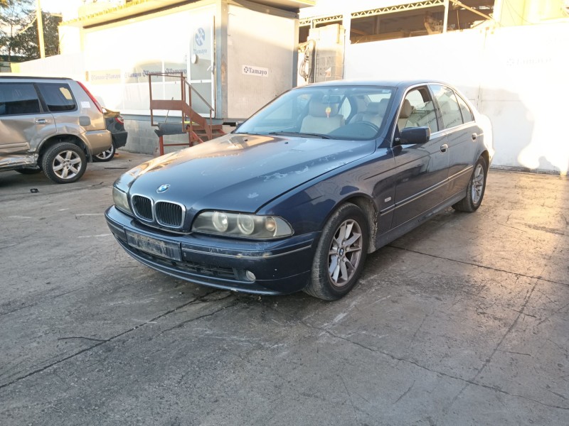 bmw 5 (e39) del año 2003
