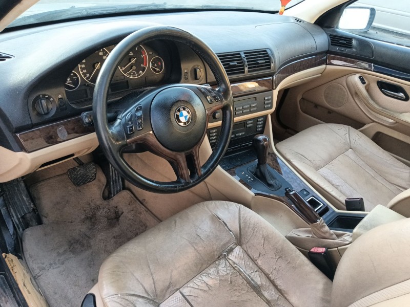 bmw 5 (e39) del año 2003