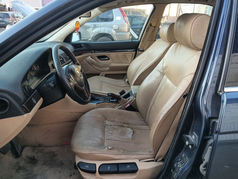 bmw 5 (e39) del año 2003