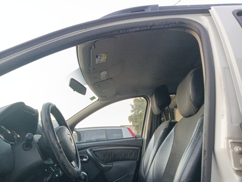 dacia duster (hs_) del año 2014
