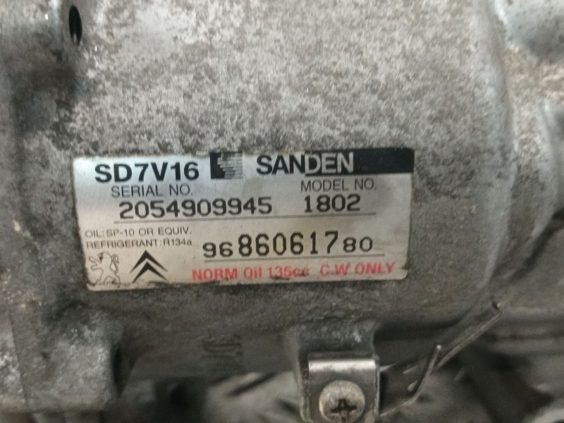 Recambio de compresor aire acondicionado para citroën xsara picasso referencia OEM IAM 9686061780 SD7V161802 