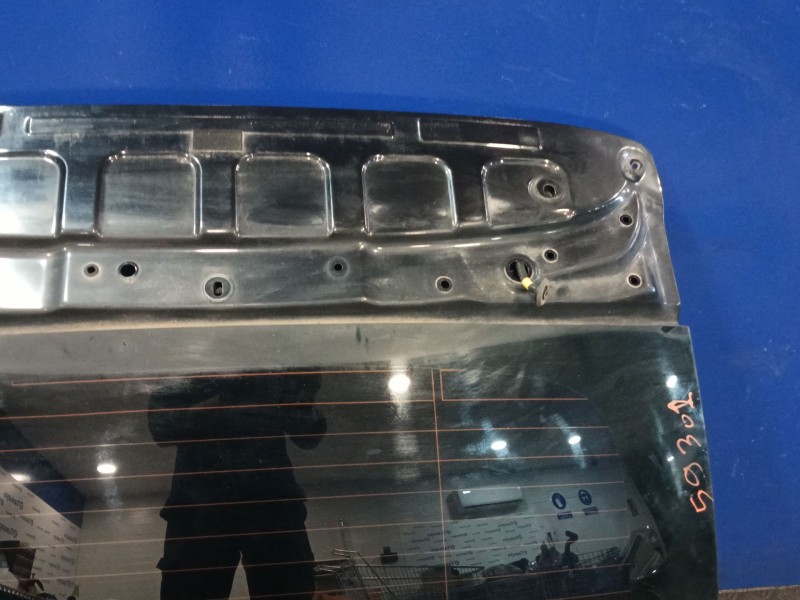 Recambio de porton trasero para volvo v40 hatchback (525) d3 referencia OEM IAM   