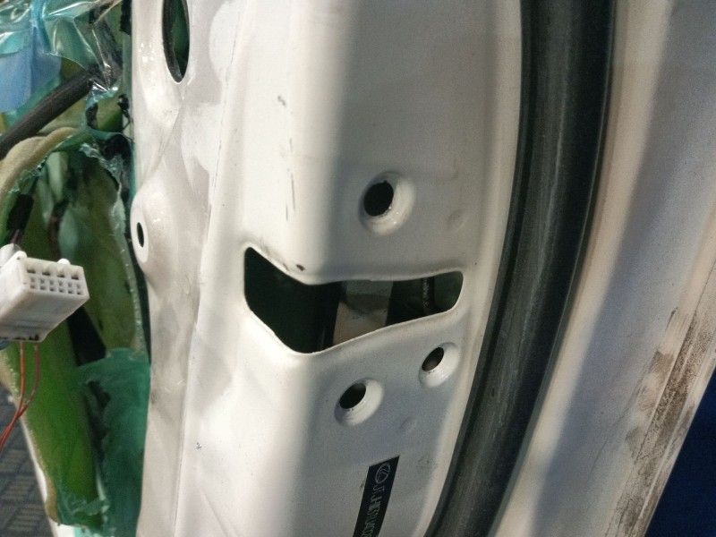 Recambio de puerta delantera derecha para lexus rx referencia OEM IAM   