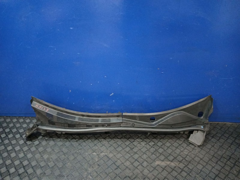 Recambio de moldura para mazda cx-30 (dm, dt, ed) skyactiv-g m hybrid referencia OEM IAM DFR5507N1  