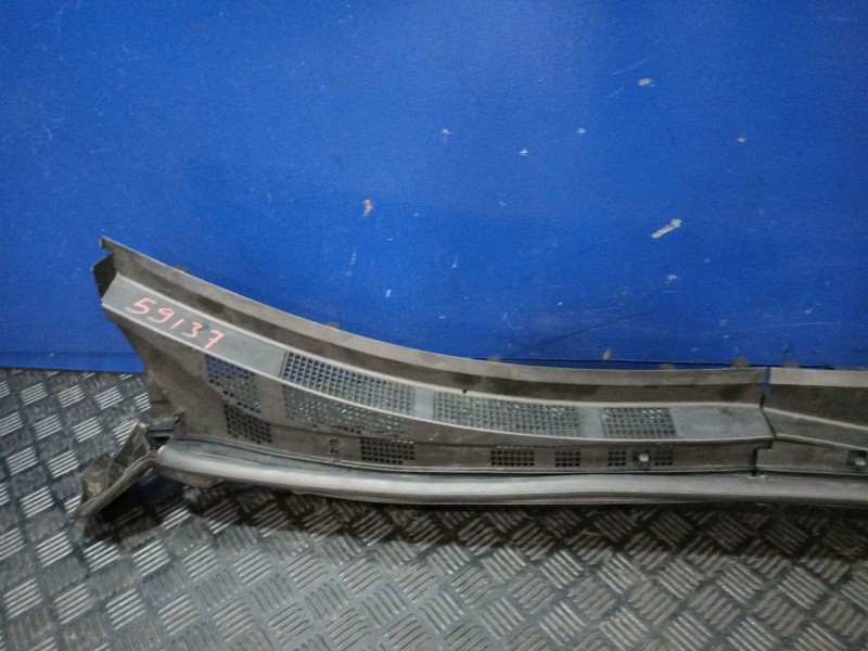Recambio de moldura para mazda cx-30 (dm, dt, ed) skyactiv-g m hybrid referencia OEM IAM DFR5507N1  