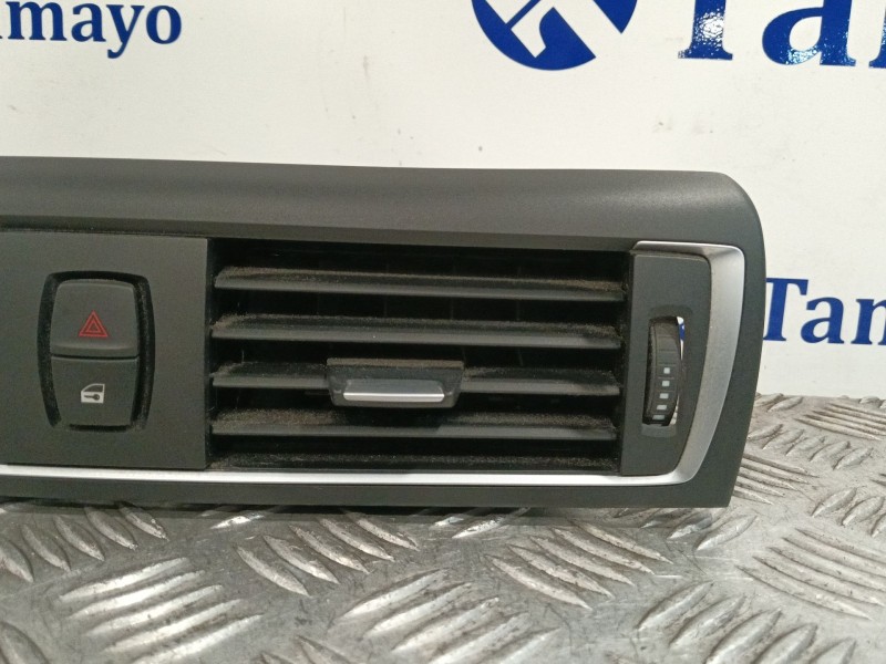 Recambio de rejilla aireadora para bmw 1 (f21) 118 d referencia OEM IAM 931794404 523979K11 