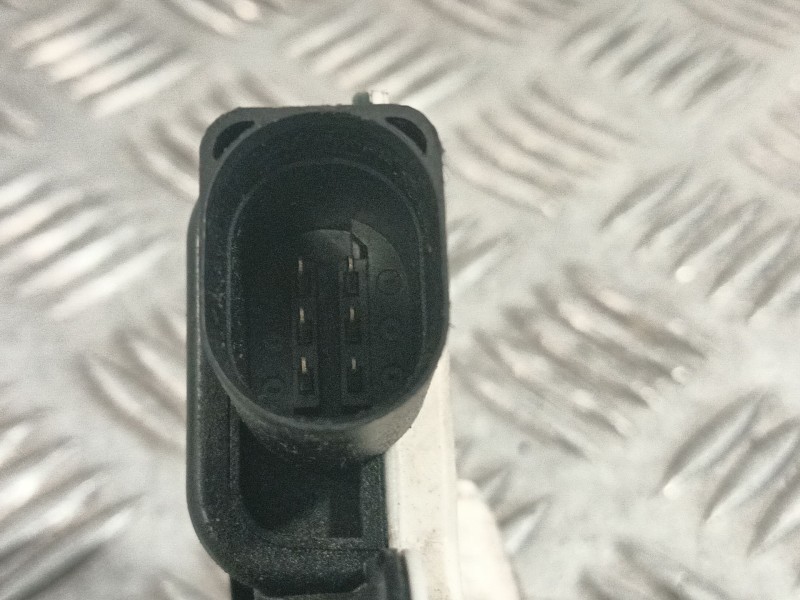 Recambio de cerradura puerta trasera izquierda para seat ibiza iv (6j5, 6p1) 1.4 referencia OEM IAM 6J0839015E  