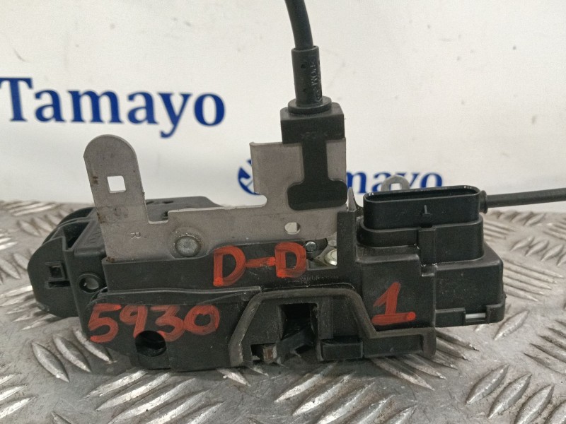 Recambio de cerradura puerta delantera derecha para volvo v40 hatchback (525) d3 referencia OEM IAM 933374110 31440390 