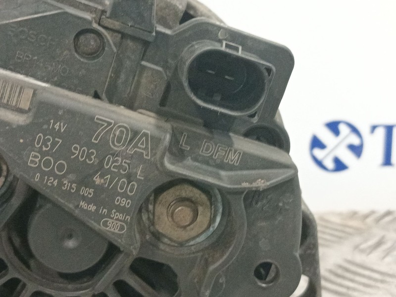Recambio de alternador para seat ibiza (6k1) referencia OEM IAM 037903025L 0124315005 