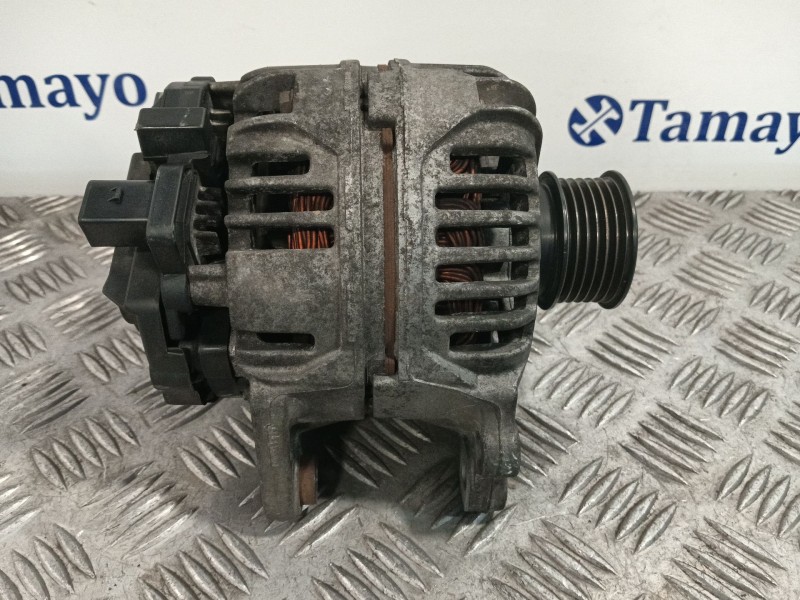 Recambio de alternador para seat ibiza (6k1) referencia OEM IAM 037903025L 0124315005 