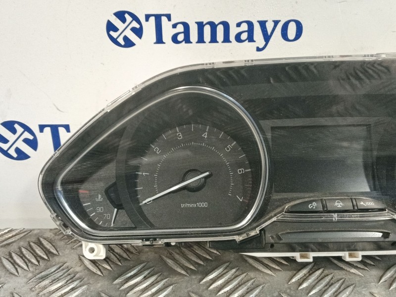 Recambio de cuadro instrumentos para peugeot 2008 (--.2013) 1.2 12v e-thp referencia OEM IAM 982470738000 E137SWL41100 