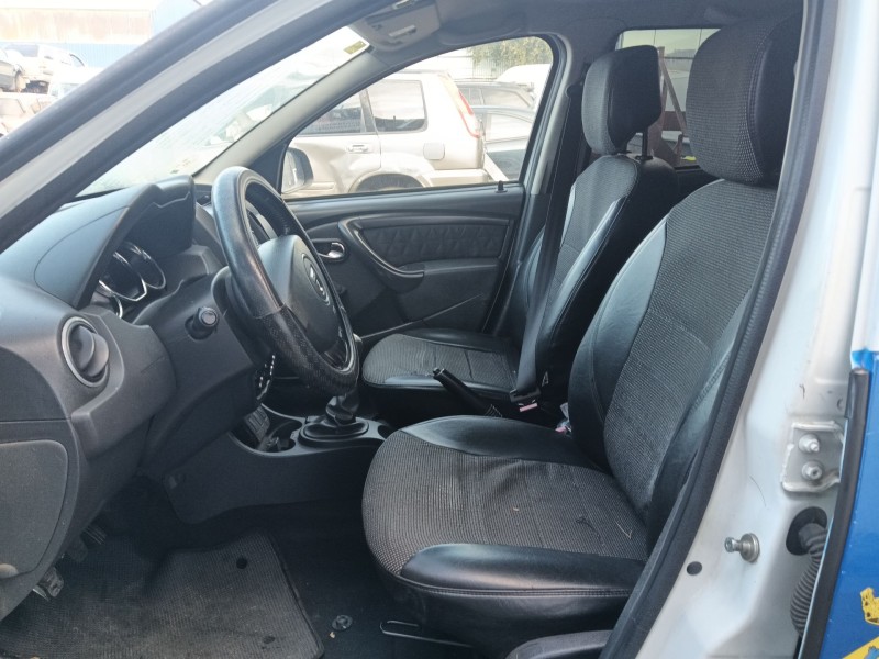 dacia duster (hs_) del año 2014