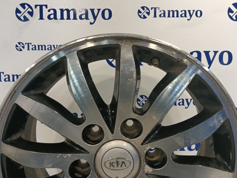 Recambio de llanta para kia carnival referencia OEM IAM 532910-4D500  