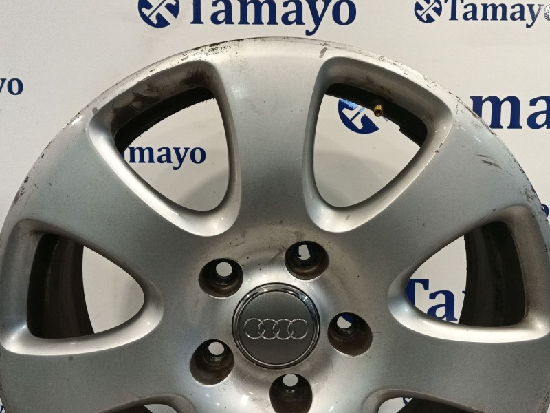 Recambio de llanta para audi q7 (4lb) 3.0 tdi quattro referencia OEM IAM 4L0601025E  
