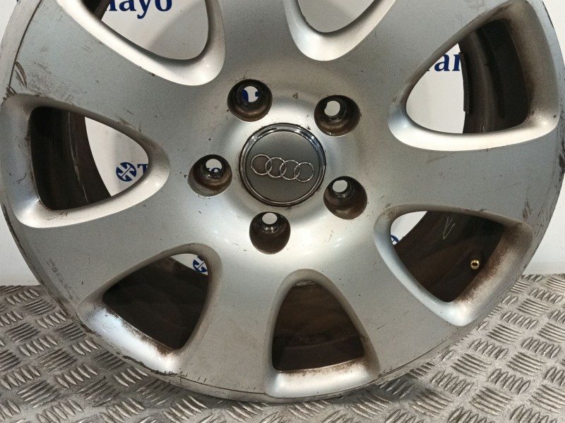 Recambio de llanta para audi q7 (4lb) 3.0 tdi quattro referencia OEM IAM 4L0601025E  