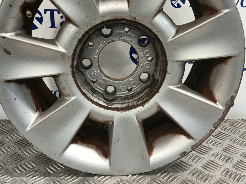 Recambio de llanta para bmw 5 (e39) 520 i referencia OEM IAM 6751763-10  