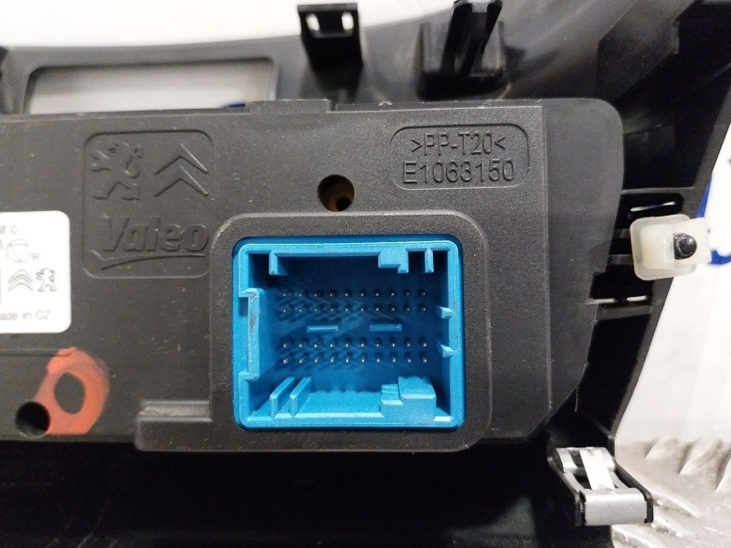 Recambio de mando climatizador para peugeot 2008 (--.2013) 1.2 12v e-thp referencia OEM IAM 98195706XU  