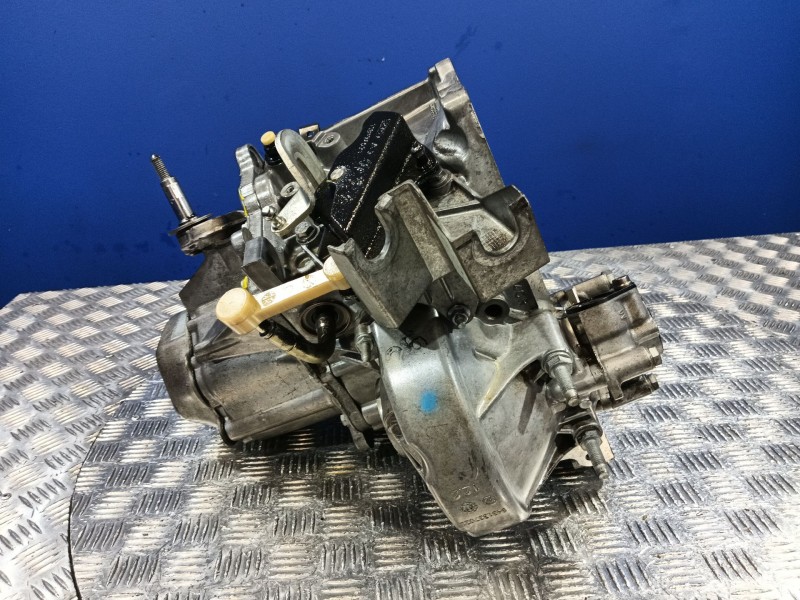 Recambio de caja cambios para peugeot 308 i (4a_, 4c_) 1.6 hdi referencia OEM IAM 20DM75  