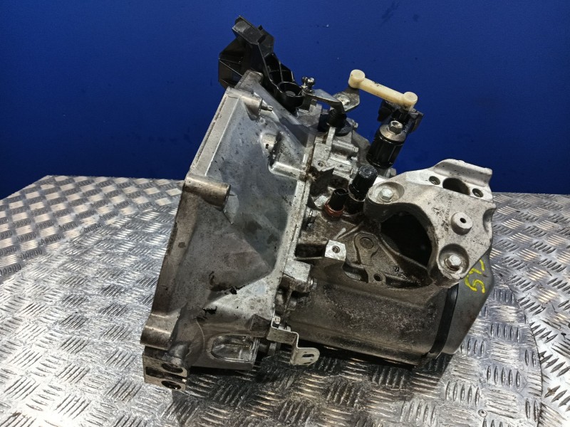Recambio de caja cambios para peugeot 208 i (ca_, cc_) 1.6 referencia OEM IAM 20CQ28  
