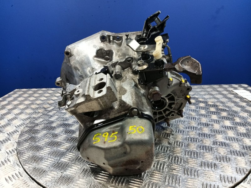 Recambio de caja cambios para peugeot 208 i (ca_, cc_) 1.6 referencia OEM IAM 20CQ28  