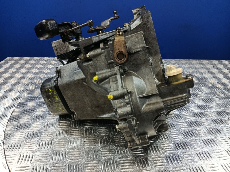 Recambio de caja cambios para citroën c2 (jm_) 1.4 hdi referencia OEM IAM 20CP81  