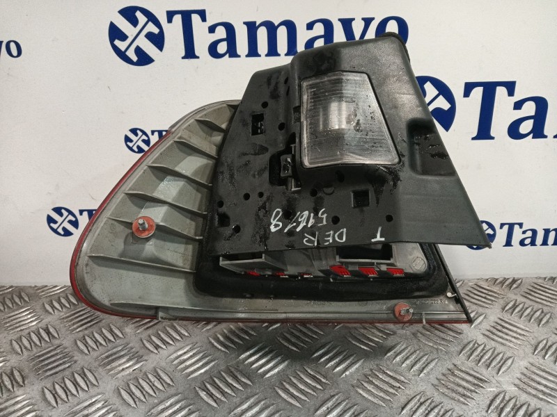 Recambio de piloto trasero derecho para bmw 3 (e46) 330 i referencia OEM IAM 8383822 230022R1 63218383100