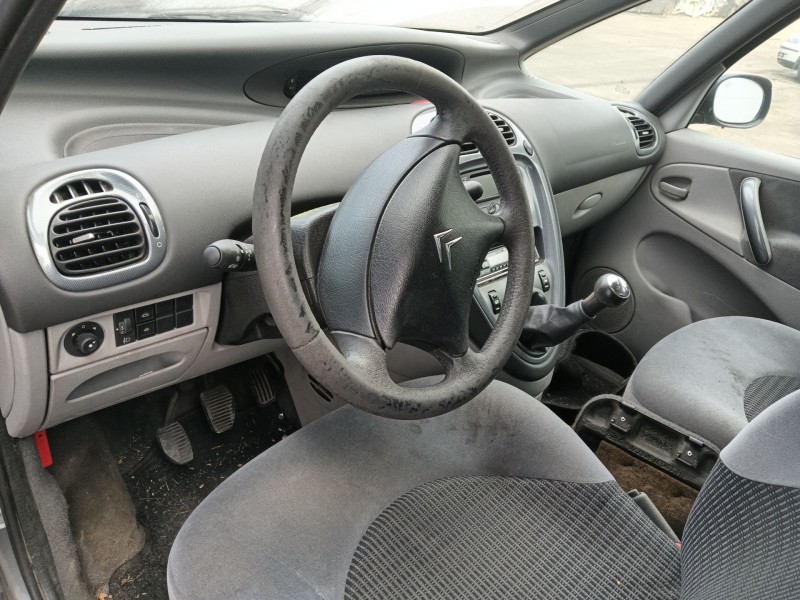 citroën xsara picasso (n68) del año 2004
