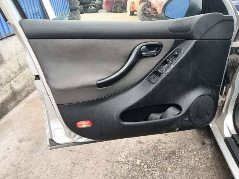 seat toledo ii (1m2) del año 2004
