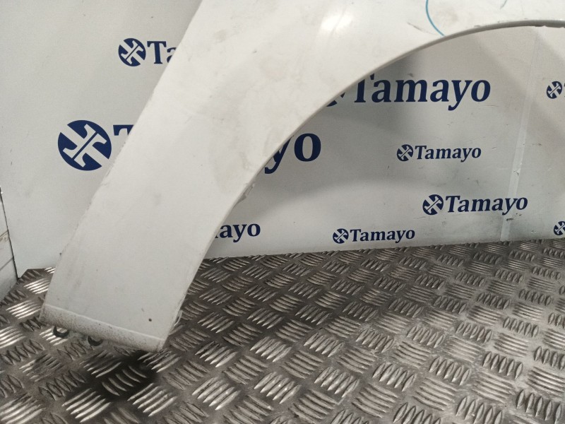 Recambio de aleta delantera derecha para hyundai i30 (fd) 1.4 referencia OEM IAM 663212L030  