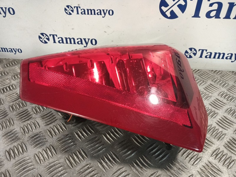 Recambio de piloto trasero derecho para dodge caliber 2.0 referencia OEM IAM DOM320078B 05303752AF 05303880AF