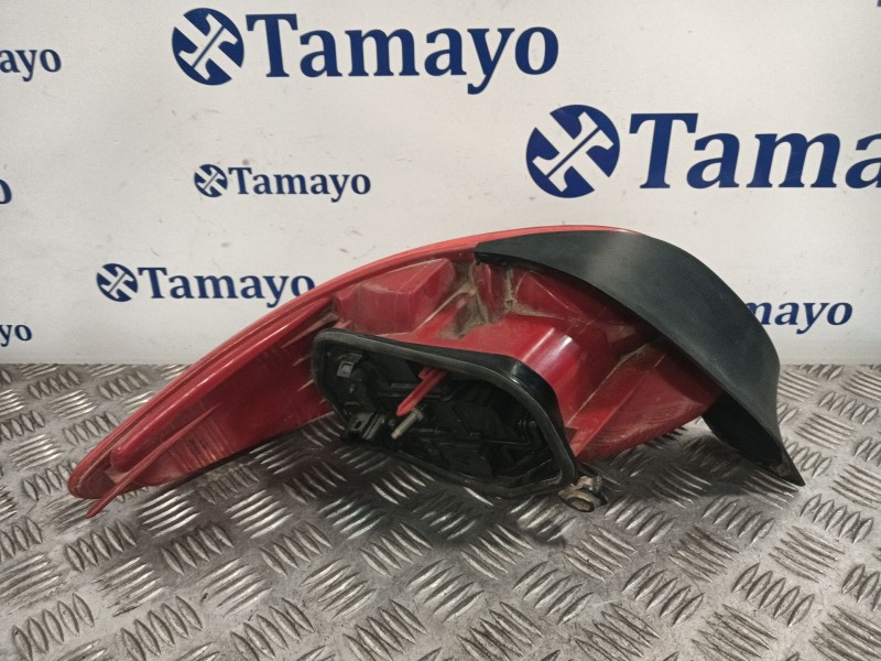 Recambio de piloto trasero derecho para peugeot 206 cc 1.6 16v cat referencia OEM IAM 2531D  