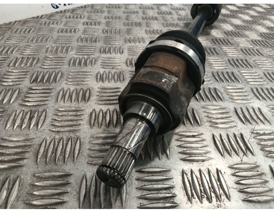 Recambio de transmision delantera derecha para renault laguna ii grandtour (kg0/1_) 1.9 dci (kg0g) referencia OEM IAM   