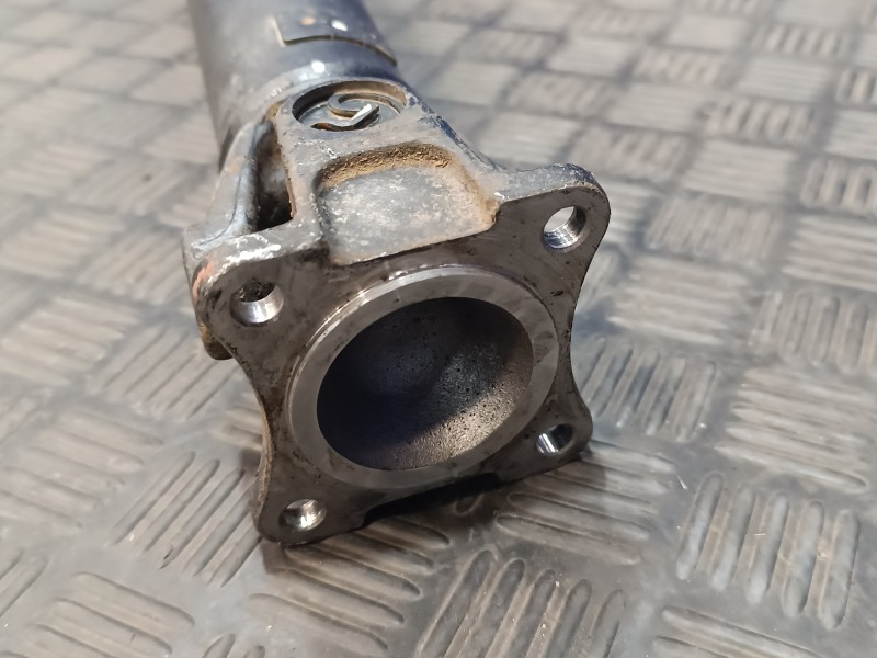 Recambio de transmision central para ssangyong rexton 2.7 turbodiesel cat referencia OEM IAM 3320008B10  