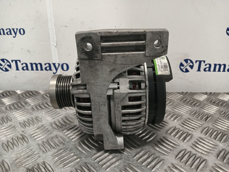 Recambio de alternador para volvo xc70 referencia OEM IAM 0124525029  